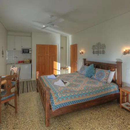 Bridle Guesthouse-2